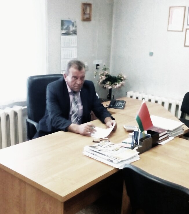 Лунинецкий райисполком. Здание. Рафалович с. Лунинецкий райисполком. Лунинецкий райисполком.